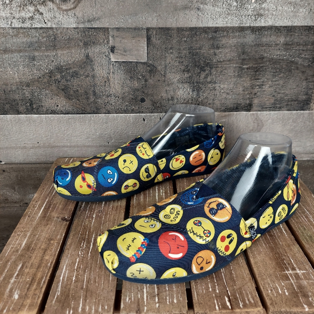 Bobs From Skechers Arch Pillow Memory Foam Emoji … - image 5